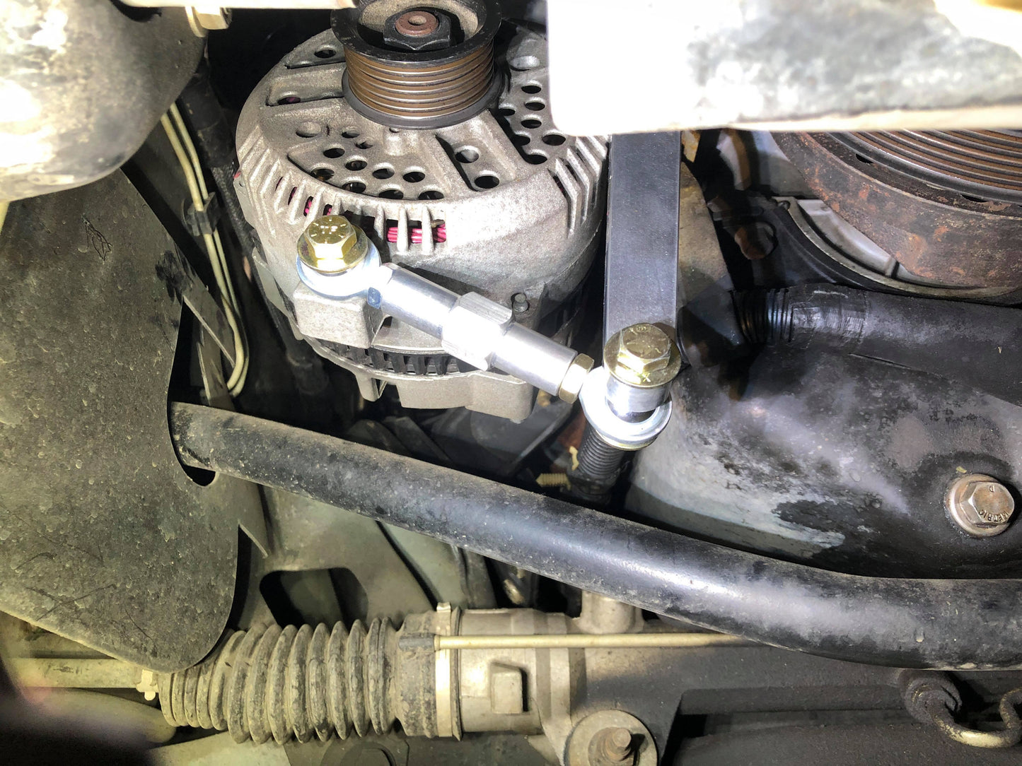 SBF 8.2/9.5 Deck Passenger Side Alternator Mount SN95/Explorer With Idler