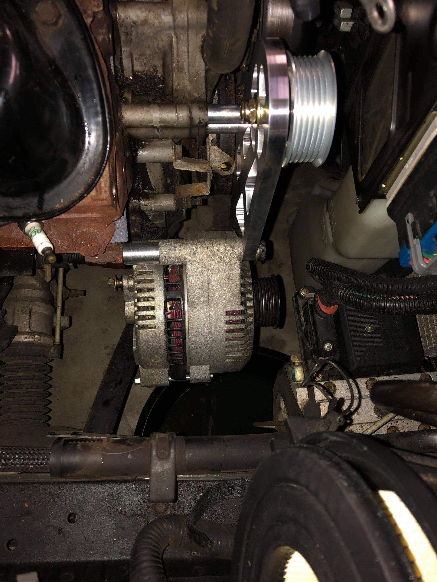 SBF 8.2/9.5 Deck Passenger Side Alternator Mount SN95/Explorer With Idler